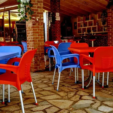 Villaggio Shehu * Vlore