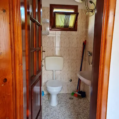 Villaggio Shehu Vlorë